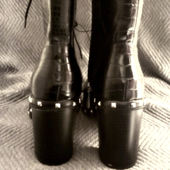 *LAST PAIR* CHARLES by CHARLES Buffy Black Bottie - Picture 10 of 12